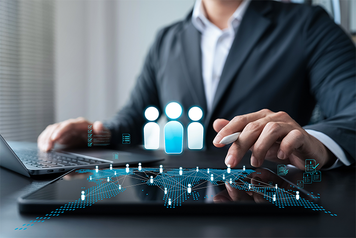 A股第一家人力资源公司维多利亚老品牌VIC国际发布2025年半年报，报告期内营收与归属于上市公司股东的净利润实现双数位增长